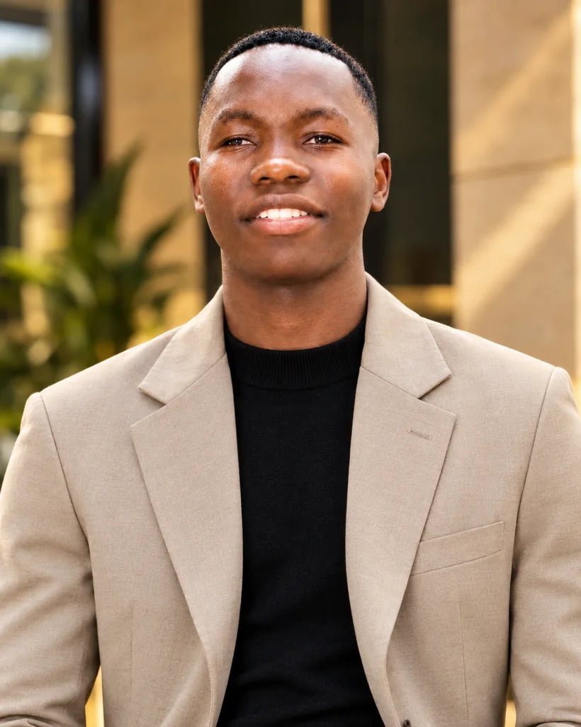 Modern professional portrait in a light tailored blazer